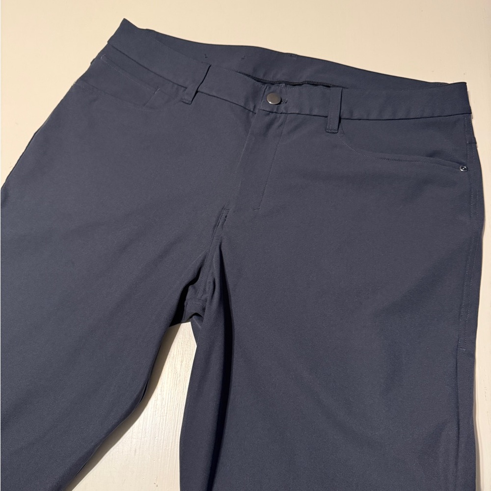 lululemon athletica Men's Dress Pants in Navy